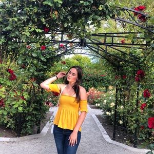 Meet your Posher, Cortney